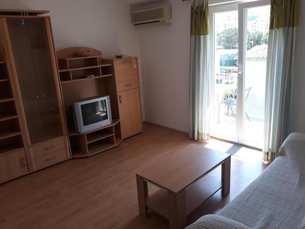 Apartments Denis バスカ エクステリア 写真