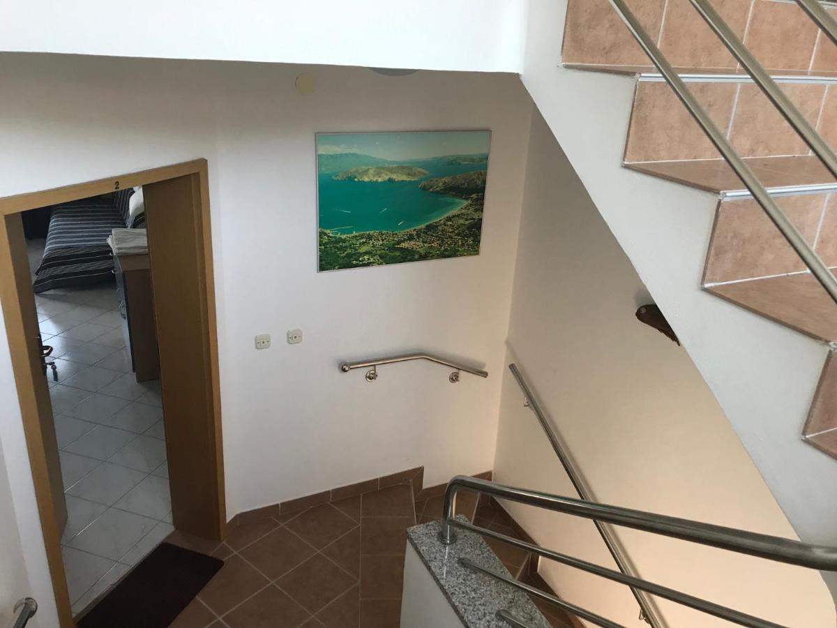 Apartments Denis バスカ エクステリア 写真